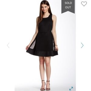 Romeo & Juliet Couture net flare sleeveless dress